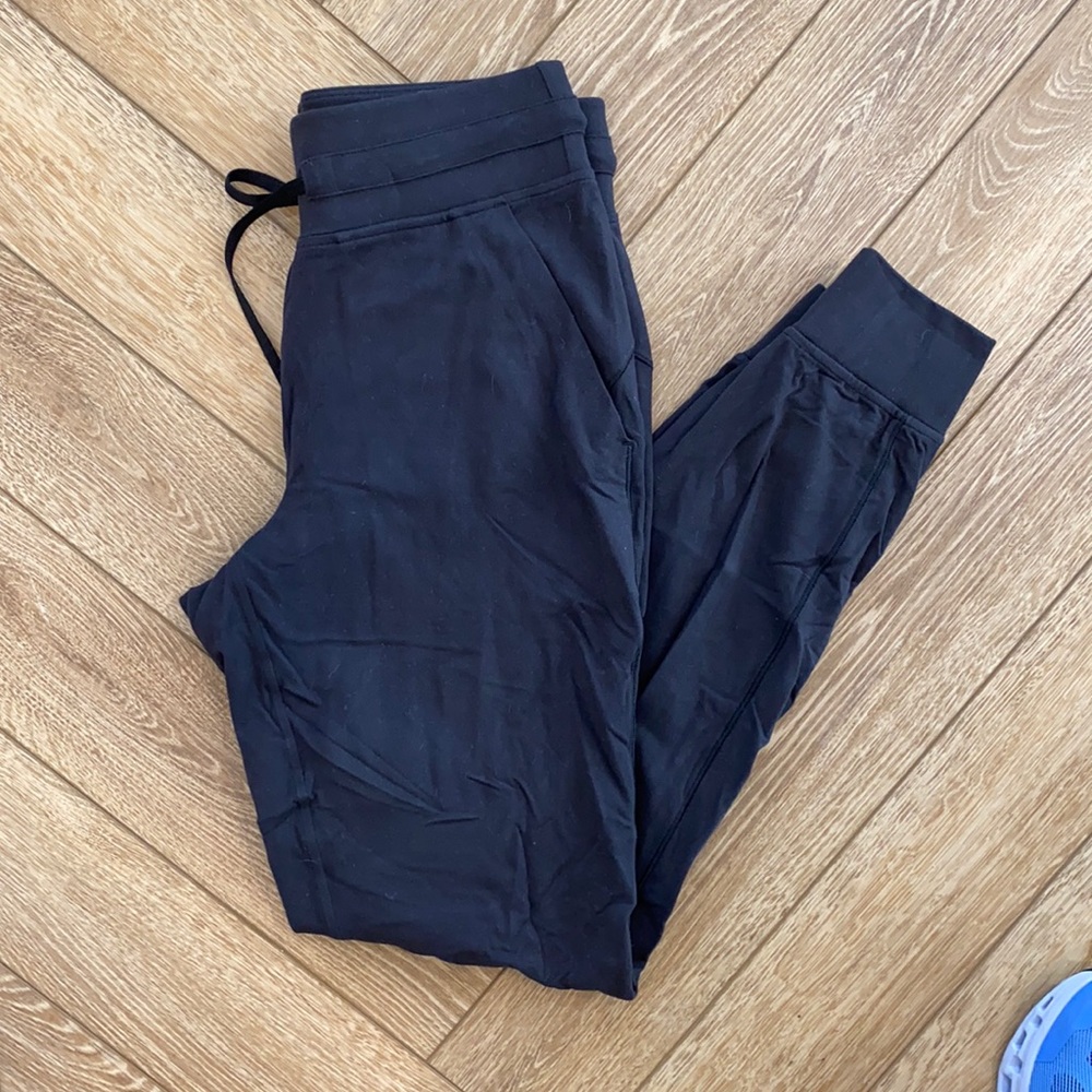 Lululemon joggers